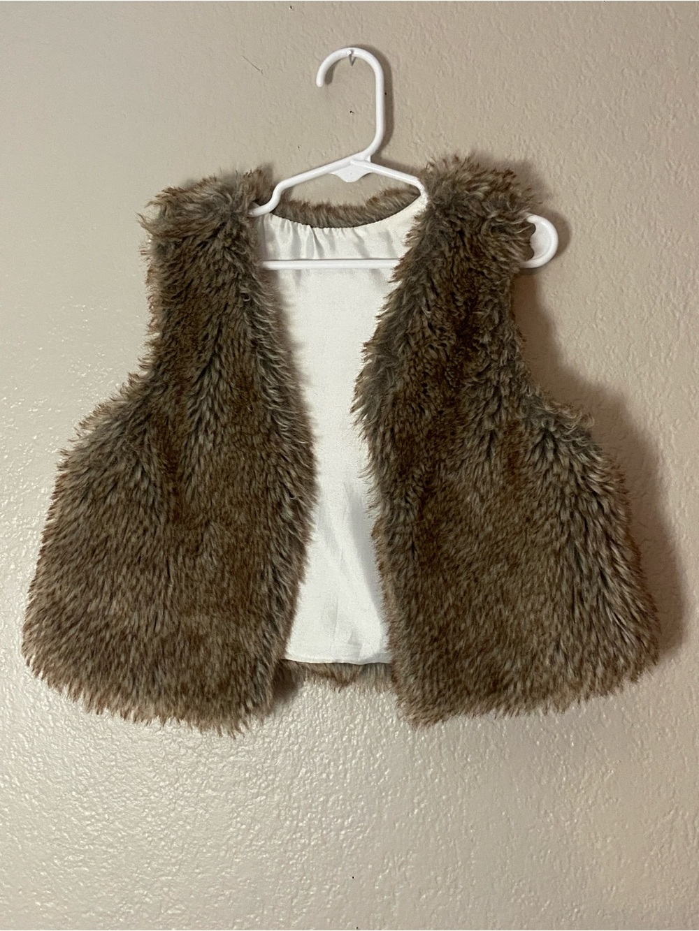 Boho Shaggy Brown Faux Fur lined Vest Girl's Size 5/6